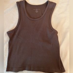 Brandy Melville cropped tank brown tee casual
